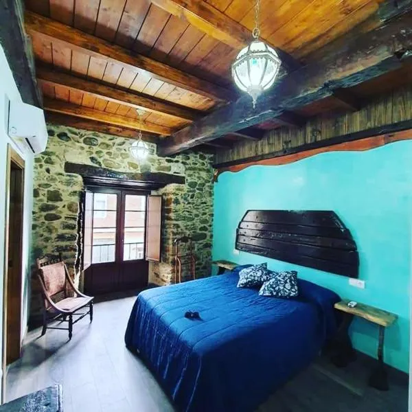 Hostal La Medina de Camponaraya, hotel v destinaci Camponaraya