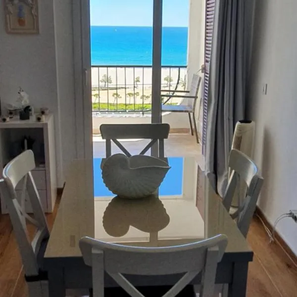 Ampuries Delta Apartment, hotel u gradu 'Empuriabrava'