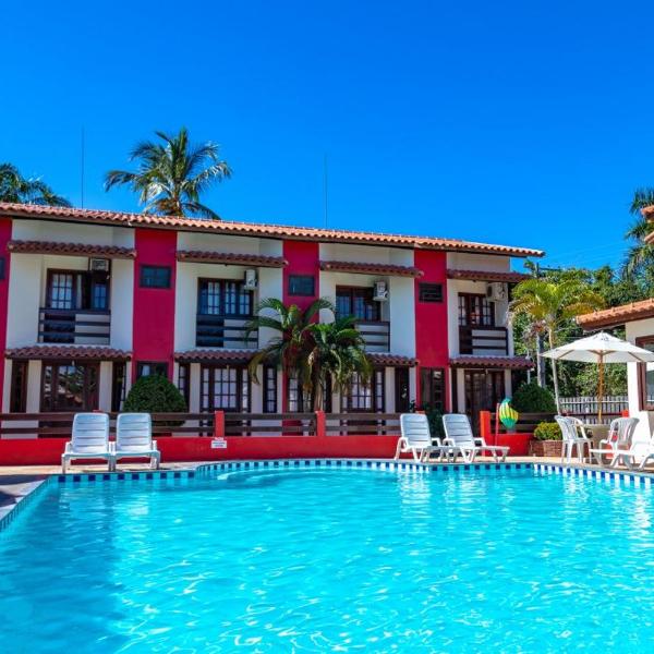 Condominio com piscina e ótima localização.