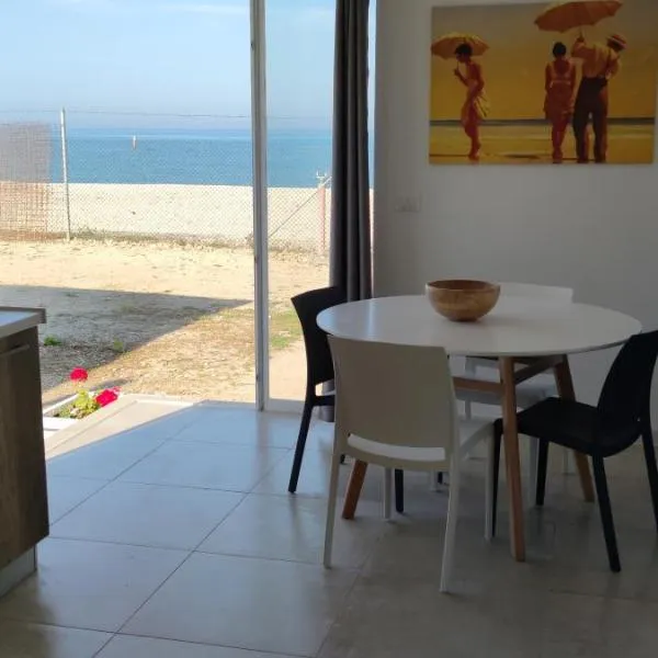 CAMPING TRE ARCHI, hotel em Lido di Fermo