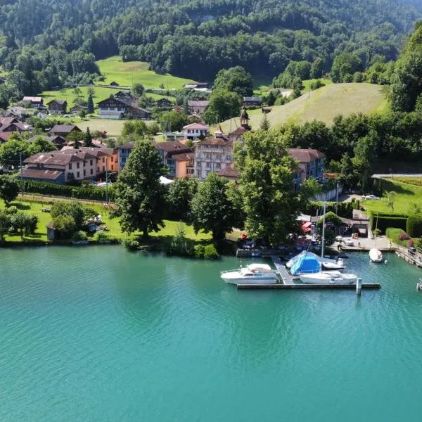 Seeparadiesli am schönen Thunersee, hotel v mestu Därligen