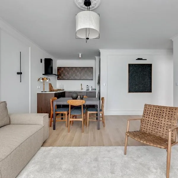 Angielska Grobla - City Center, Marina & Parking by Downtown Apartments, hotel in Gdańsk