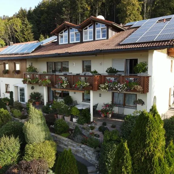 Ferienwohnungen Grill, hotel in Schönberg