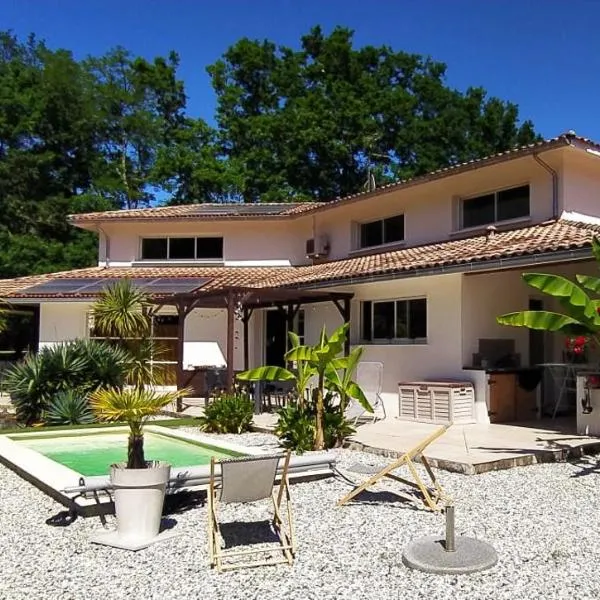 La Villa Minvia les Landes entre mer et montagne, hôtel à Saint-Vincent-de-Paul