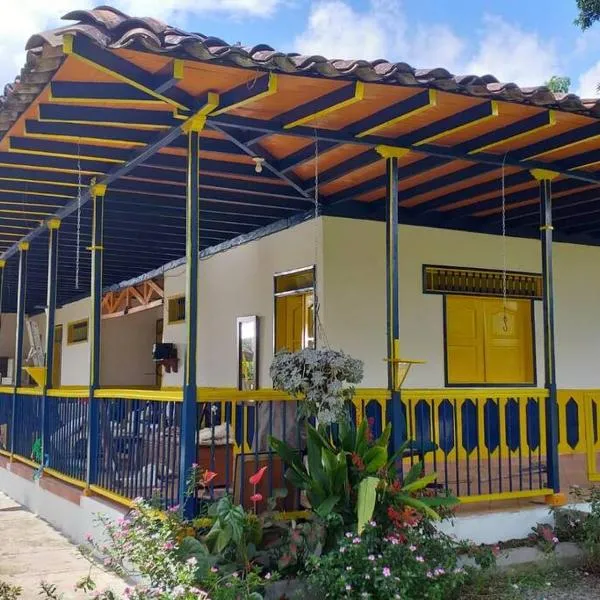 Casa Finca Villa Luz a 800 mts del Parque del Café, hotel v destinaci Montenegro