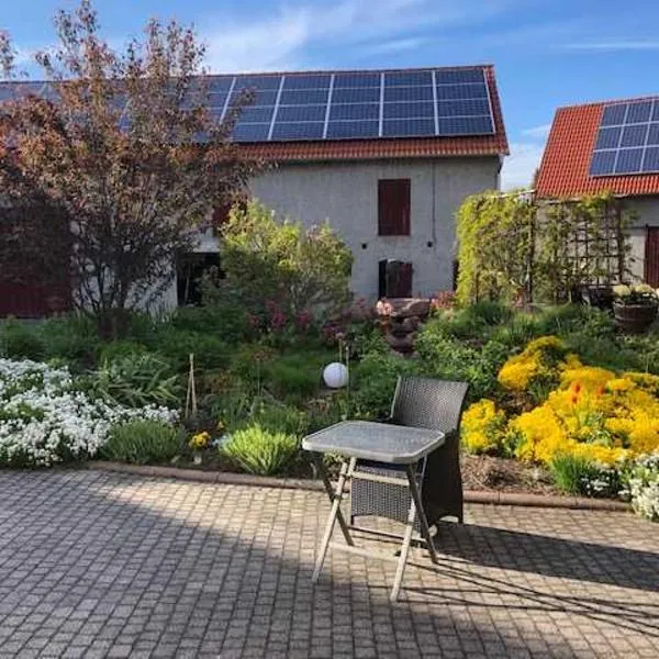 Ferienwohnung im Herzen von Thüringen, Hotel in Blankenhain
