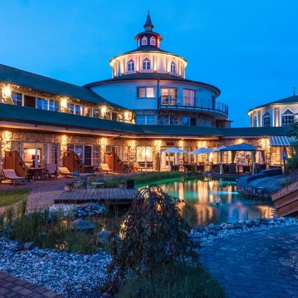 Wellnesshotel Seeschlößchen - Privat- Spa & Naturresort, hotel v destinaci Senftenberg