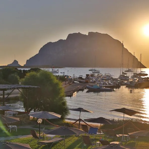IHR Hotel San Paolo, hotel v destinácii Porto San Paolo