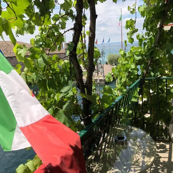 Lacisivm Lake View, hotel v destinaci Lazise