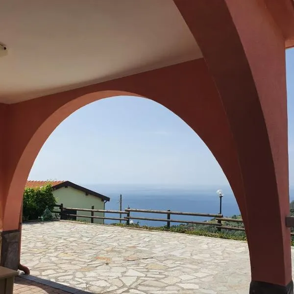 Cà Zelinda House Holiday, hotel v destinaci Moneglia