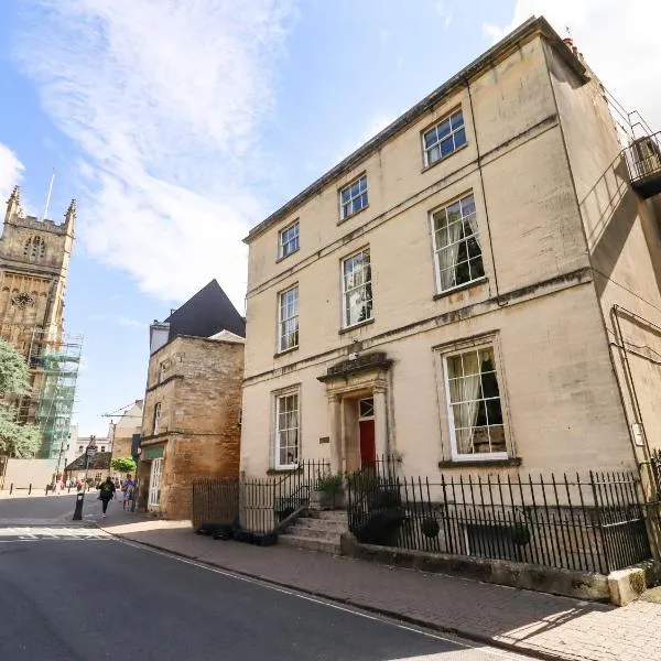 Dollar Ward House Basement, hotel in Cirencester