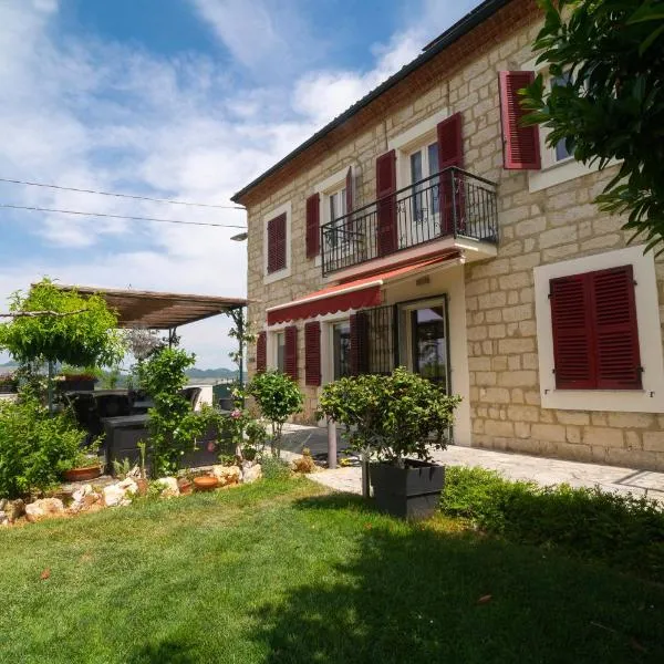 CasaBella 22, hotel u gradu Castellino