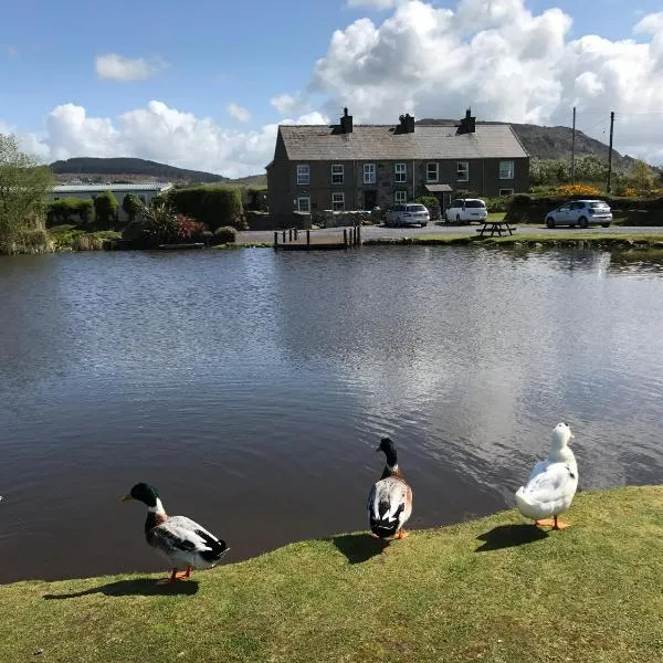 2 Sea View Cottage, hotel in Pwllheli
