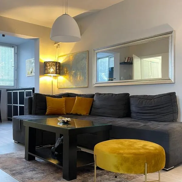 Cosy Apartment on an amazing location!, hotel di Skopje
