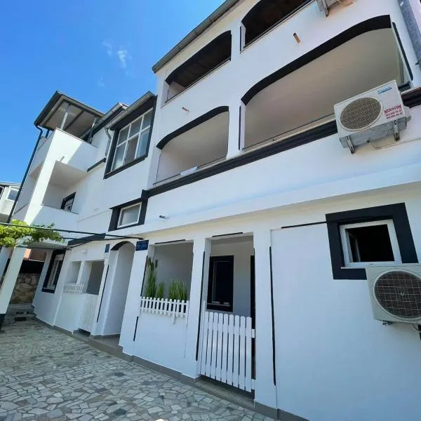로빈에 위치한 호텔 Apartmani Mirko Rovinj