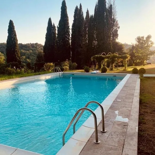 Tuscia Castle Apartments, hotel in Roccalvecce