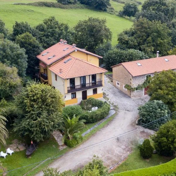 VIVIENDAS RURALES LAS CALDERAS, hotel v destinaci Santillana del Mar