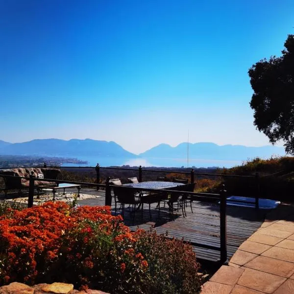 La Montagne Guest Lodge, hotel i Hartbeespoort