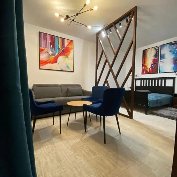 Cabana B2 langa strandul Banffy, hotel v destinaci Topliţa