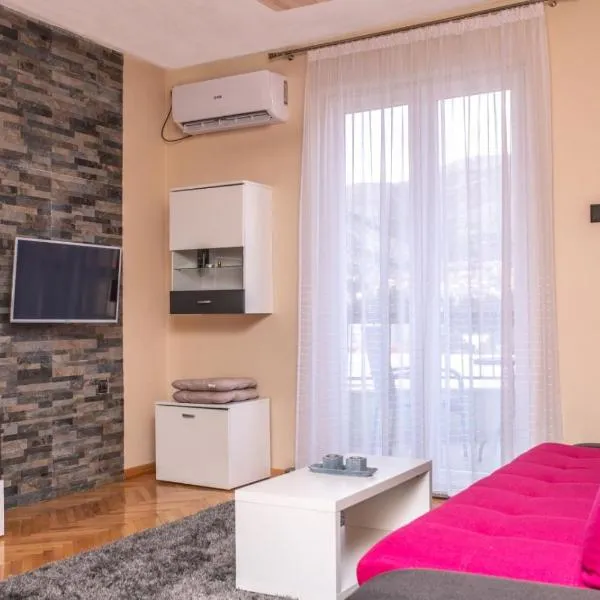 Apartman Jelena Anžujska, hotel in Trebinje