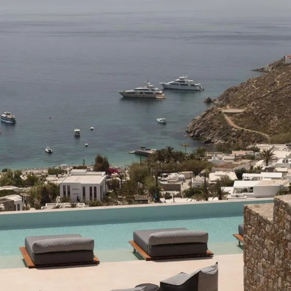 Calma Suites Mykonos, hotel em Psarou