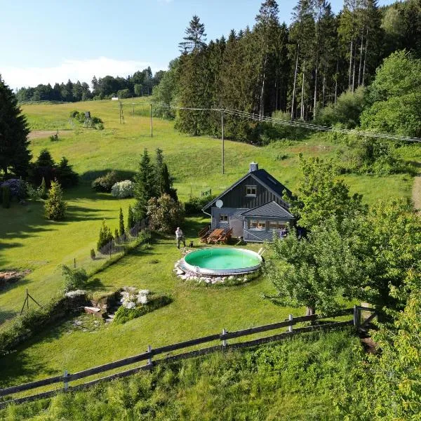 Ferienhäuschen Blessberg, hotel di Schalkau