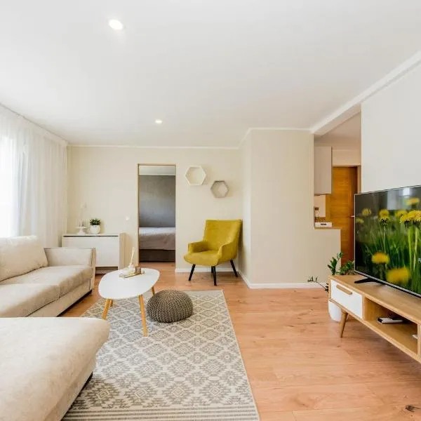 Karjamaa Apartment - Garden, Free parking, Air conditioning, hotel v destinaci Pärnu