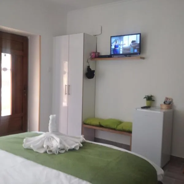 Kaptárkő Apartmanház, hotel v mestu Demjén