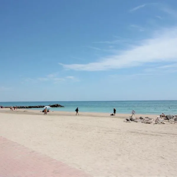 Studio climatisé tout confort à 2 pas de la mer avec parking privé, hotel v destinaci Palavas-les-Flots
