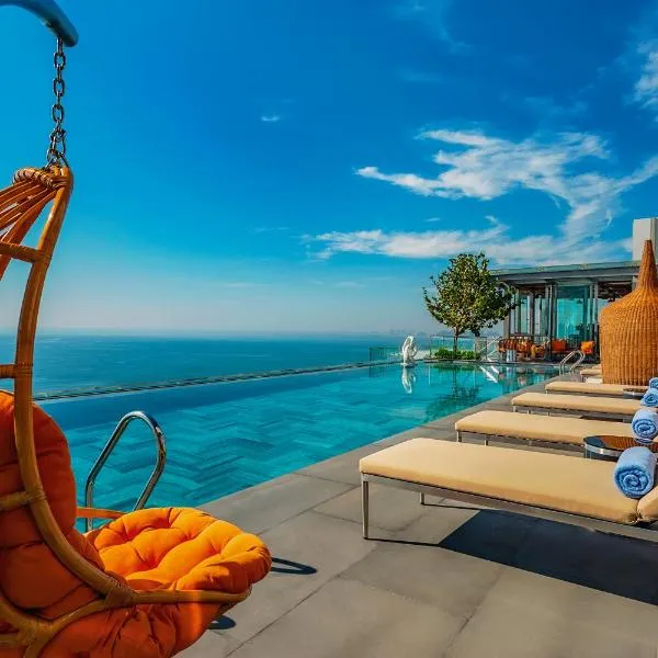 Le Sands Oceanfront Danang Hotel, hotel v destinaci Danang