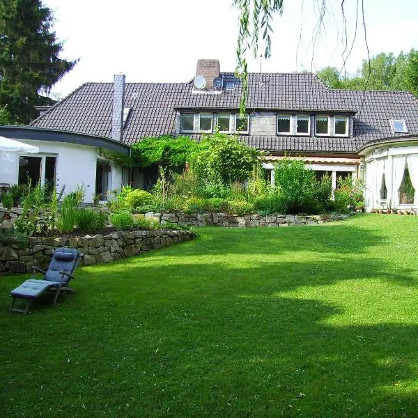 Gästehaus Villa Kreativ Susanne Lay, hotel en Bad Münder am Deister