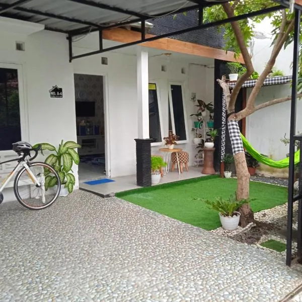 Shifana homestay syariah, hotel v destinaci Yogyakarta