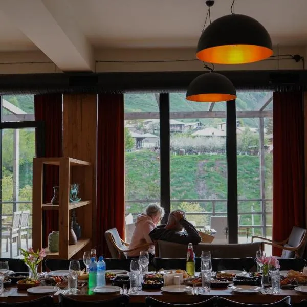 Hotel Stancia Kazbegi - City Center, hotel v destinaci Stepancminda