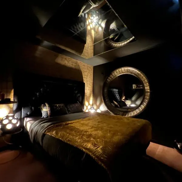 La Suite Maléfik, hotel in Maing