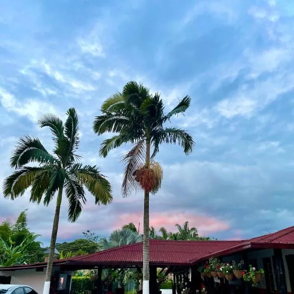 Finca Hotel karey -Quindio, hotel v destinaci Quimbaya