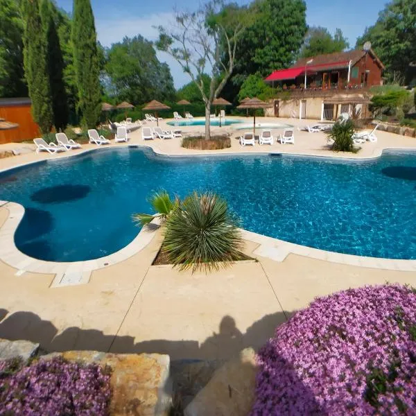 la Truffière Saint Cirq Lapopie, hotel em Saint-Cirq-Lapopie