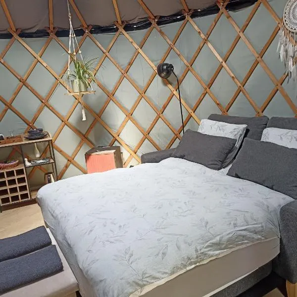 L'échappée au jardin, yourte bucolique, hotel v destinaci Godinne