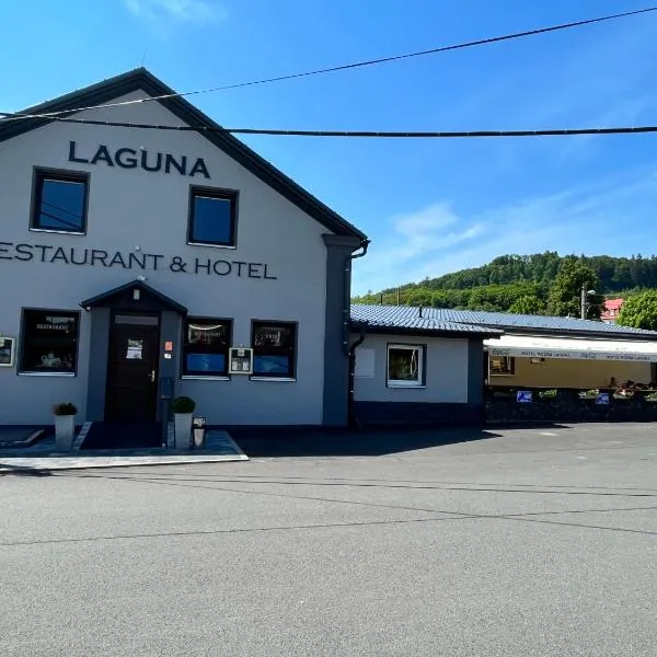 LAGUNA Hotel & Restaurant, hotel in Labuť