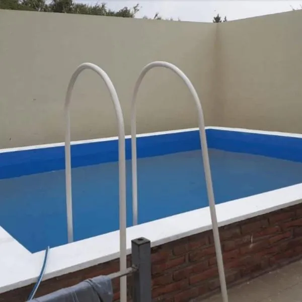 Aguaribay, hotel din Chivilcoy