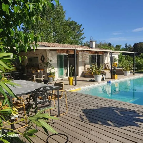 B&B La Terre Brûlée, hotel v destinaci Aigues-Mortes