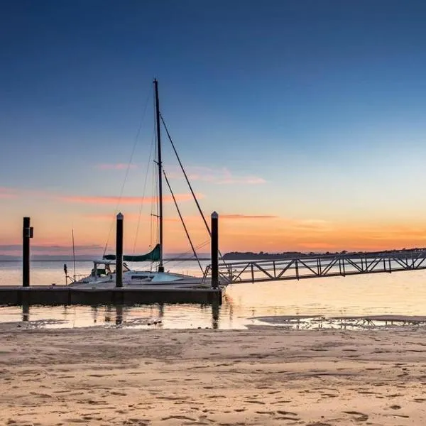 Bribie Getaway, hotel in Bongaree