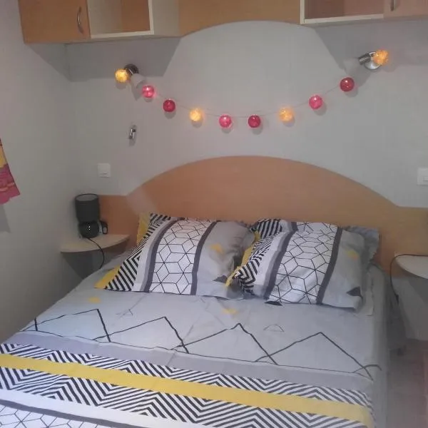 Mobil-Home dans lotissement très tranquille, hotel v destinácii Vescovato
