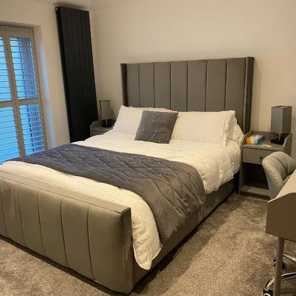 프레스타틴에 위치한 호텔 The Moores Castle Holiday Suites