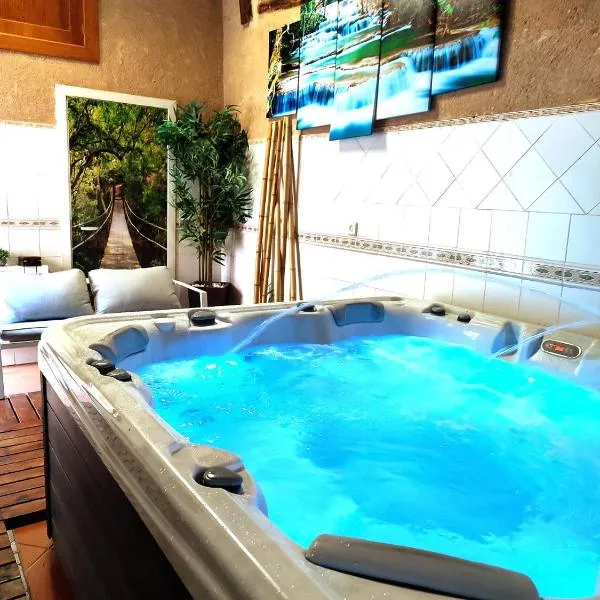 Casa Pinines, hotel a Torre Val de San Pedro