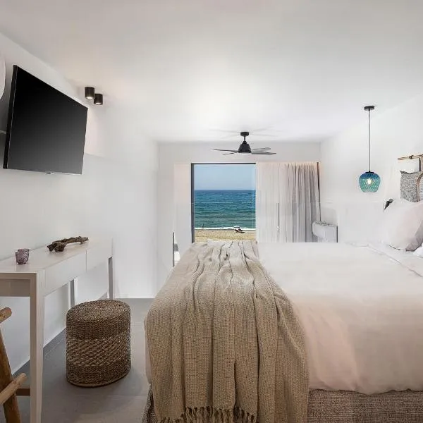 Calla Luxury Seafront Suites, hotel v destinaci Réthymno