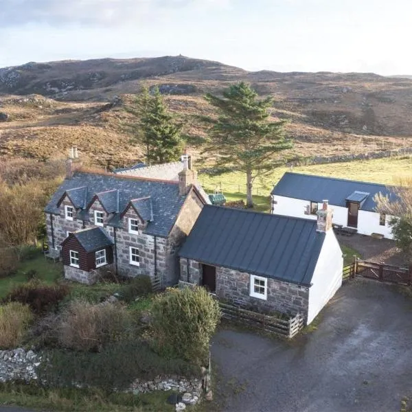 The Smithy House & Cottages, hotel in Clachtoll