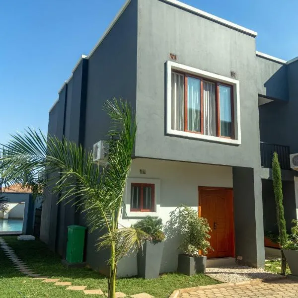 Grayville Apartments, hotel in Lusaka