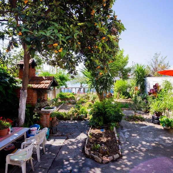 Mediterranean Garden Apartements, hotel in Krilo