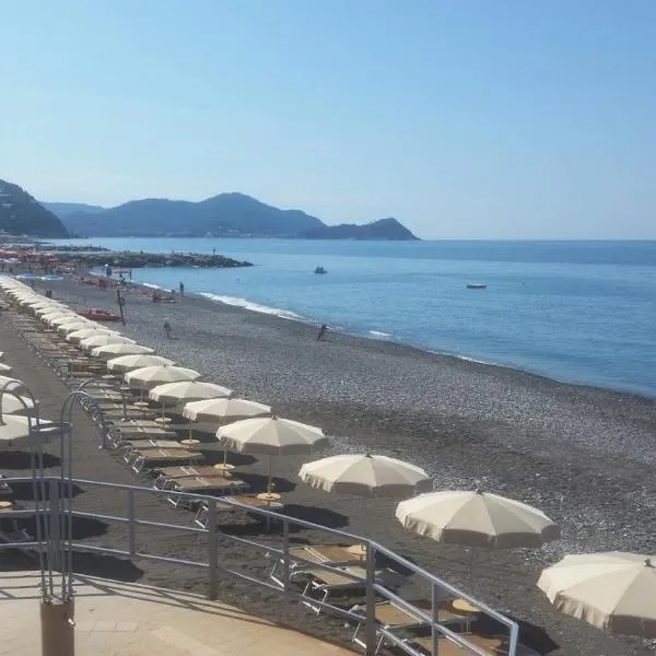 CASA BRUNZIN, hotel in Lavagna