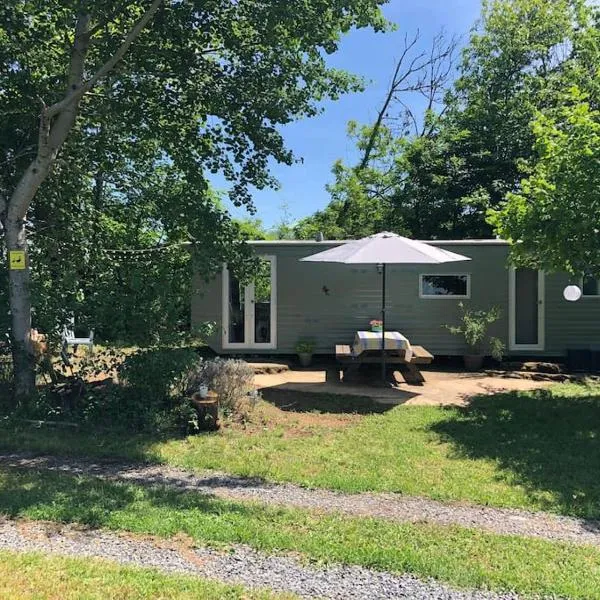 Un bel endroit dans la nature, hotel in Saint-Bonnet-la-Rivière